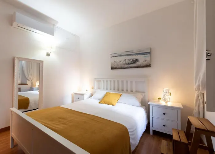 The Rent - Stylish One-bedroom In Piazza Barberini דירה