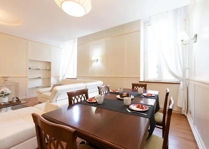 The Rent - Stylish One-bedroom In Piazza Barberini דירה